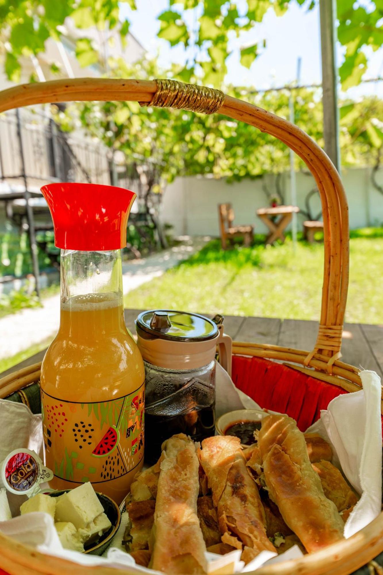 Kalpazo Kaja Vila Garden โกเลม ภายนอก รูปภาพ